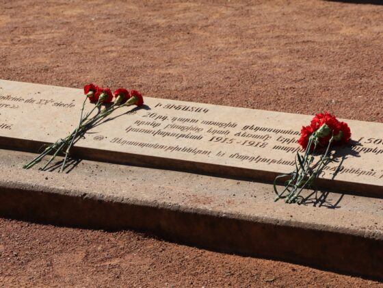 Commémoration du génocide des Arméniens aux côtés des représentants de l’Arménie occidentale